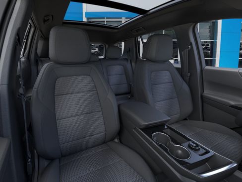 New 2026 Chevrolet Equinox LT image 18