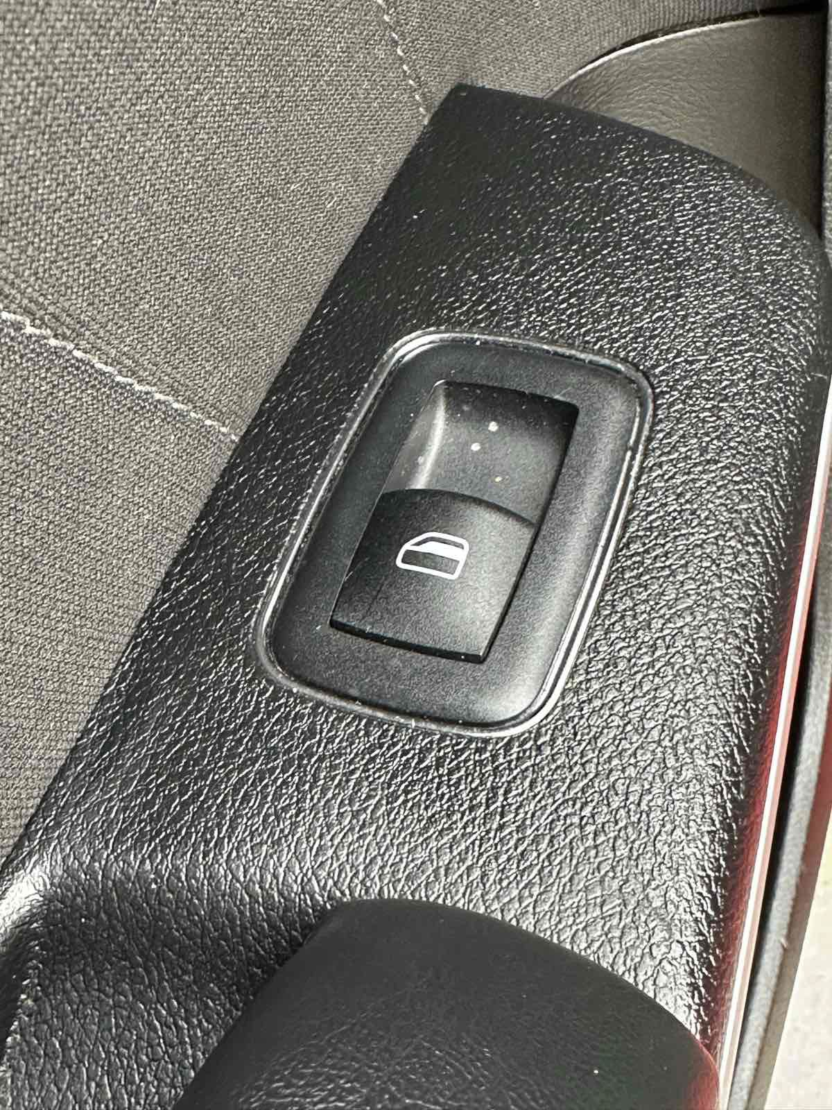 Used 2023 Dodge Charger SXT RWD image 39