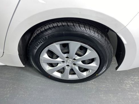 Certified 2022 Toyota Corolla LE image 21