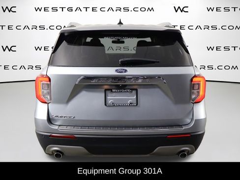 Used 2023 Ford Explorer Limited w/ Equipment Group 301A RWD image 4