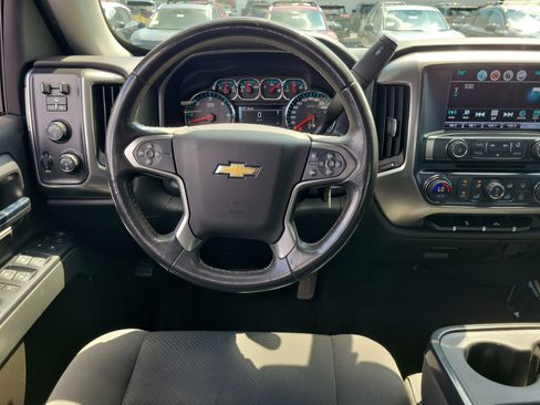 Used 2018 Chevrolet Silverado 1500 LT w/ All Star Edition AWD/4WD image 10