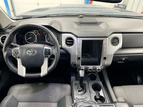 Used 2014 Toyota Tundra SR5 w/ TRD Off Road Package image 10