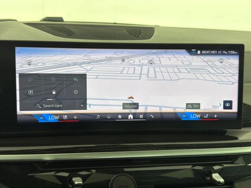 Certified 2024 BMW X6 xDrive40i w/ M Sport Professional Package image 27