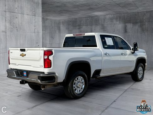Certified 2022 Chevrolet Silverado 2500 LTZ w/ LTZ Convenience Package AWD/4WD image 7