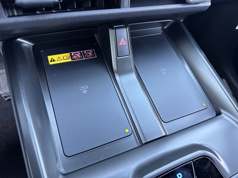 New 2026 Toyota bZ XLE image 30