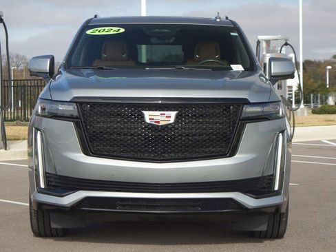 Used 2024 Cadillac Escalade Sport w/ Touring Package image 28