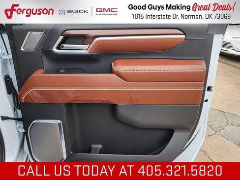 New 2026 GMC Sierra 3500 Denali Ultimate AWD/4WD image 44
