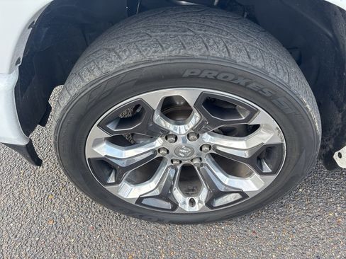 Used 2020 RAM 1500 Limited image 17