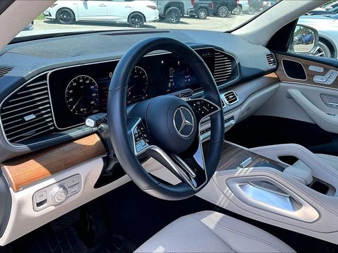 Used 2025 Mercedes-Benz GLE 350 4MATIC image 15