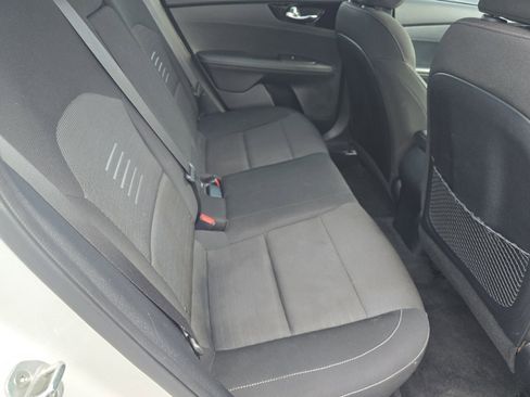 Used 2019 Kia Forte S w/ S Premium Package image 16