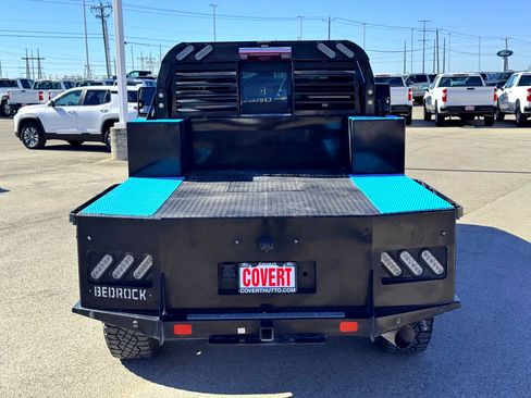 Used 2024 Chevrolet Silverado 2500 ZR2 w/ Technology Package image 9