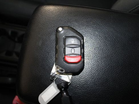 Used 2018 Jeep Wrangler Unlimited Sport S image 52