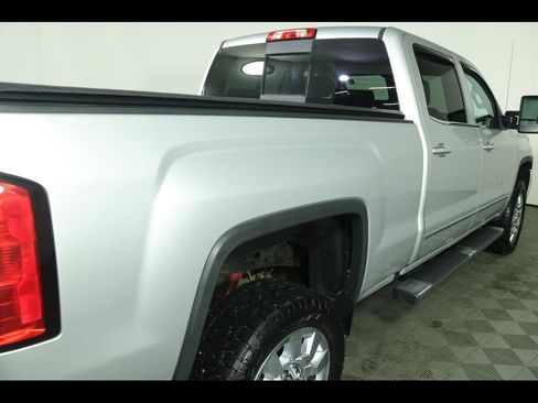 Used 2019 GMC Sierra 2500 Denali w/ Duramax Plus Package image 23