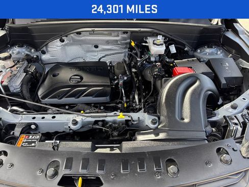 Used 2025 Chevrolet TrailBlazer LT AWD/4WD image 4