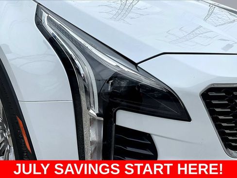 Used 2023 Cadillac XT4 Premium Luxury FWD image 38