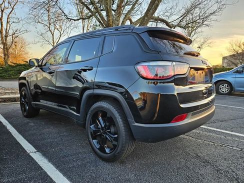 Used 2019 Jeep Compass Altitude image 8