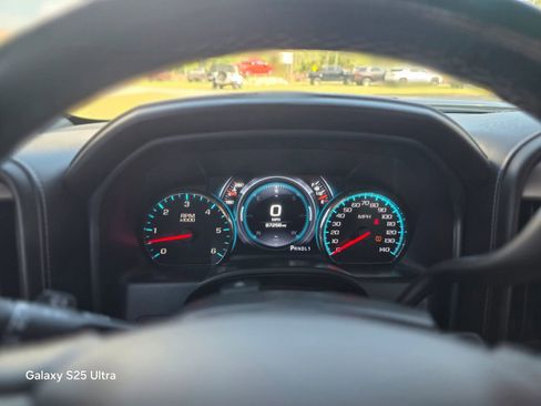 Used 2018 GMC Sierra 2500 Denali AWD/4WD image 35