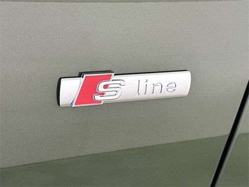 Used 2025 Audi Q5 Prestige image 27