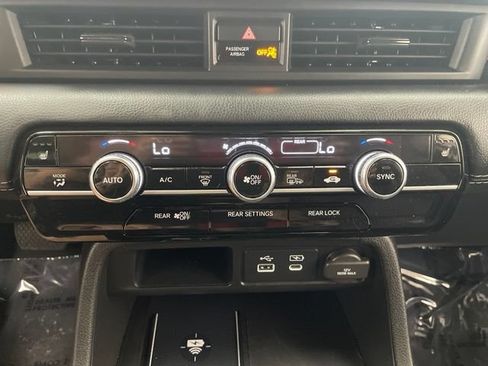 Used 2023 Honda Pilot EX-L image 5