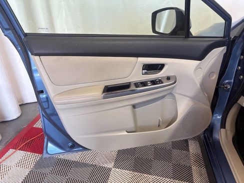 Used 2015 Subaru Crosstrek 2.0i Premium image 8