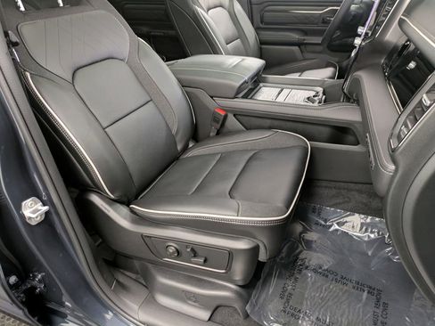 Used 2026 RAM 1500 Limited AWD/4WD image 29