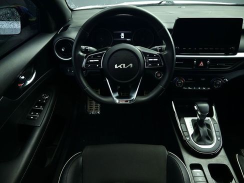 Certified 2024 Kia Forte GT-Line image 2