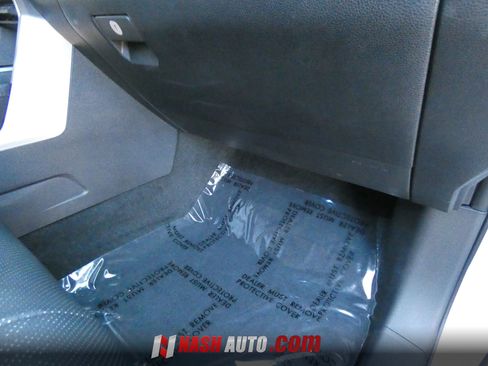 Used 2024 Toyota Tundra Limited AWD/4WD image 34