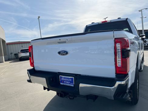 New 2026 Ford F250 Lariat w/ FX4 Off-Road Package AWD/4WD image 5