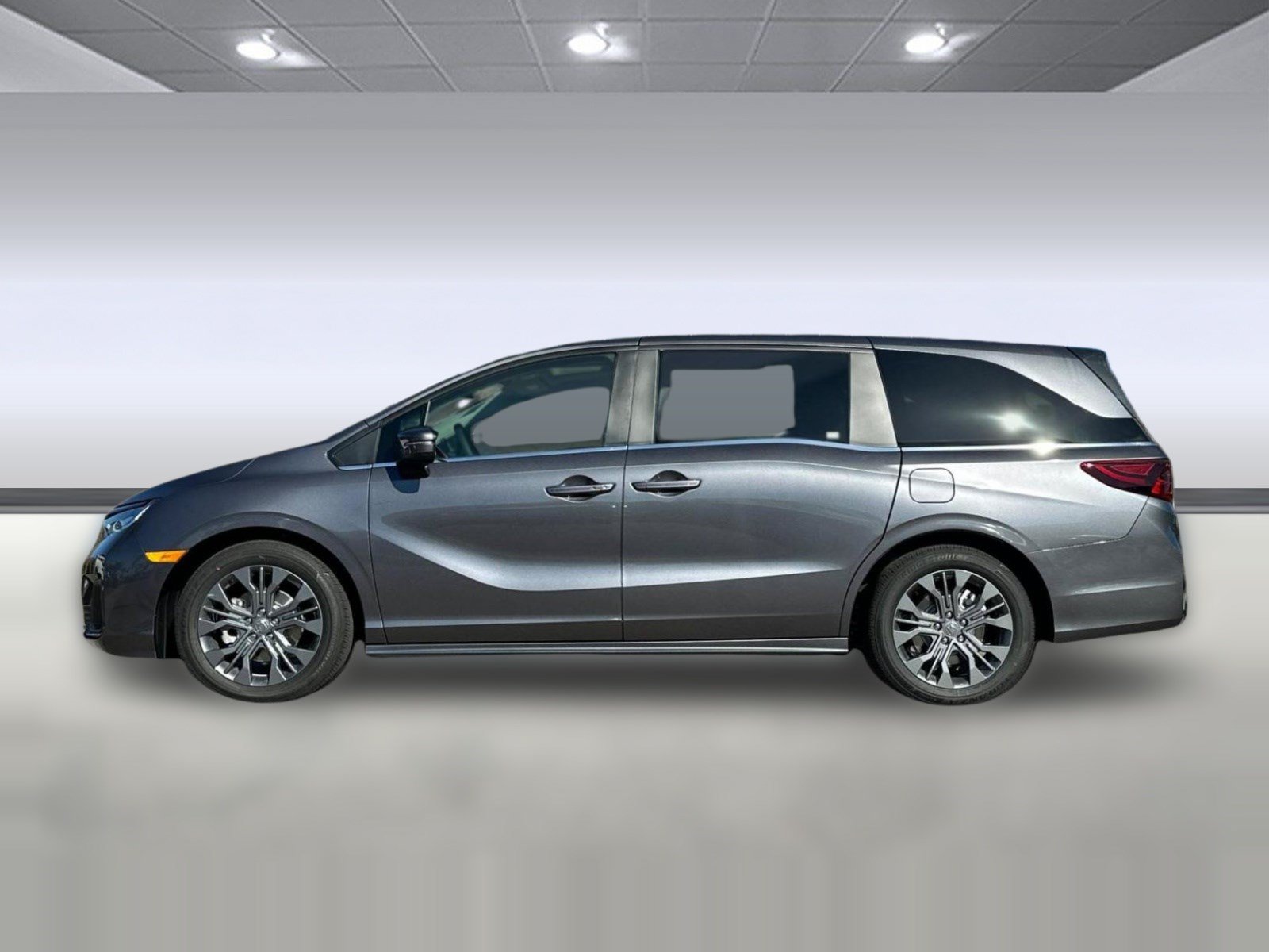 New 2027 Honda Odyssey Touring image 2