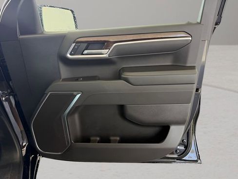 Used 2023 GMC Sierra 1500 SLE image 32