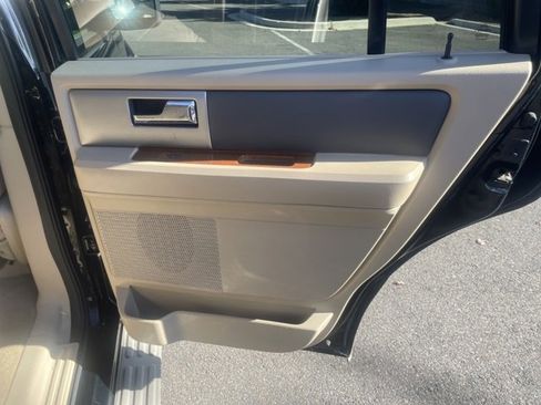 Used 2009 Ford Expedition 4WD image 11