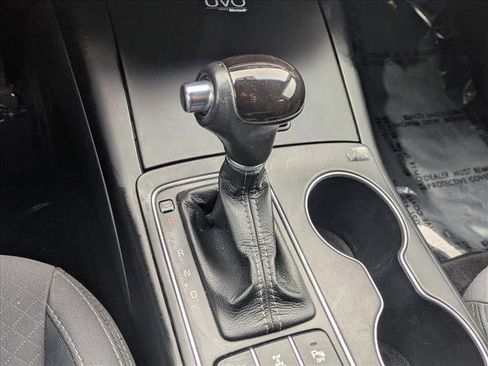 Used 2016 Kia Sorento LX w/ LX Convenience Package image 12