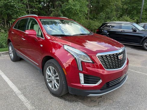 Used 2023 Cadillac XT5 Premium Luxury w/ LPO, Floor Liner Package AWD/4WD image 3
