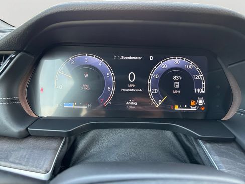 New 2026 Jeep Grand Cherokee L Limited w/ Luxury Tech Group II AWD/4WD image 29