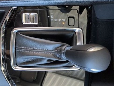 Used 2025 MAZDA CX-5 AWD 2.5 S w/ Preferred Package image 32