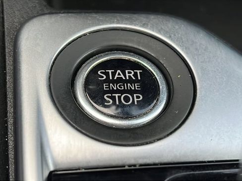 Used 2021 Nissan Sentra SV FWD image 27