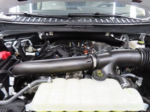 Used 2025 Ford Expedition Max Platinum w/ Platinum Ultimate Package image 28