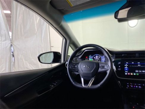 Used 2023 Chevrolet Bolt LT image 15