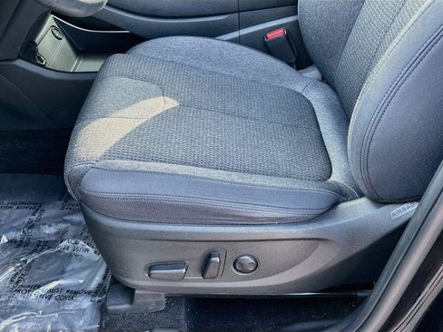 Used 2023 Hyundai Santa Fe SEL FWD image 19