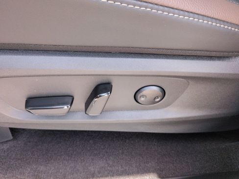 New 2026 Nissan Pathfinder Platinum FWD image 22