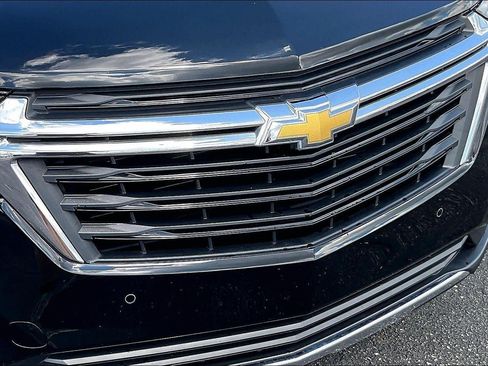 Used 2024 Chevrolet Equinox LT w/ LPO, Floor Liner Package FWD image 29