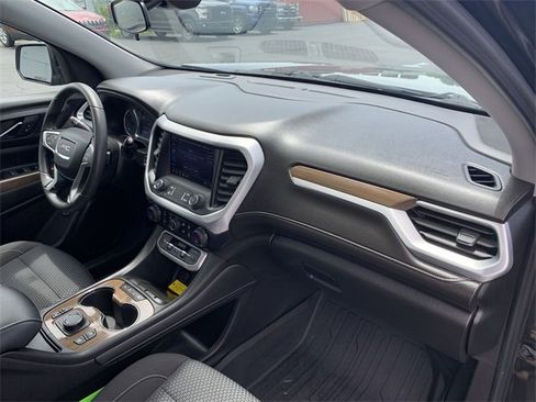 Certified 2023 GMC Acadia SLE w/ Driver Convenience Package image 29