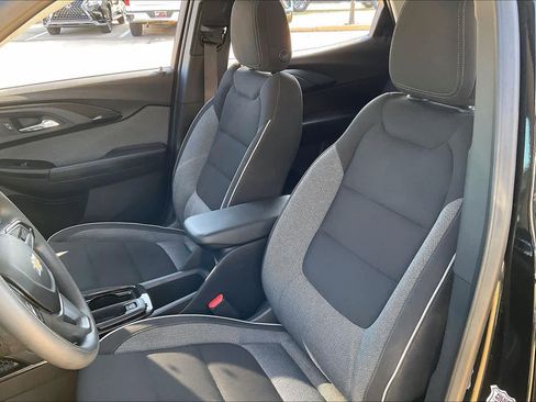 Certified 2023 Chevrolet TrailBlazer LT w/ Convenience Package image 8