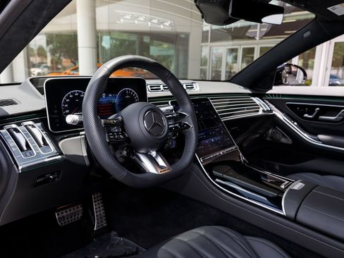 Used 2026 Mercedes-Benz S 63 AMG S image 37