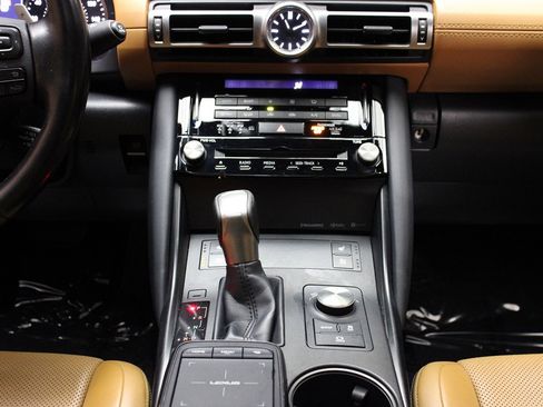 Used 2021 Lexus IS 300 w/ Comfort Package RWD image 34