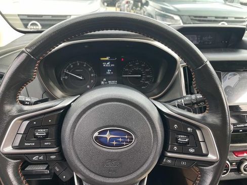 Used 2021 Subaru Crosstrek 2.0i Premium w/ Moonroof Package AWD/4WD image 30