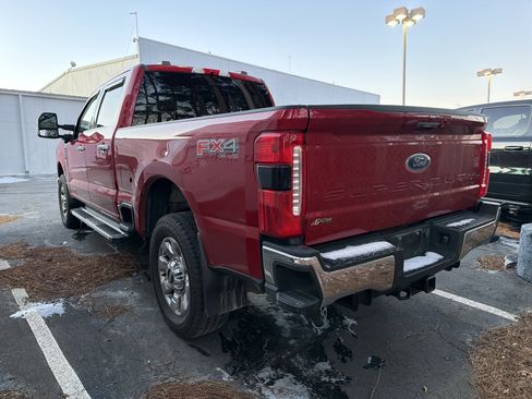 Used 2023 Ford F250 Lariat w/ Tow Technology Package image 7