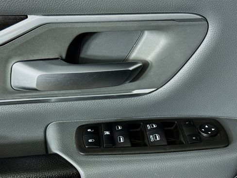 Used 2022 RAM 1500 Big Horn RWD image 22