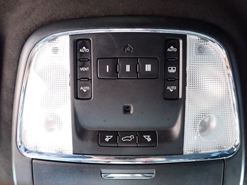 Used 2015 Jeep Grand Cherokee Summit w/ Platinum Series Group AWD/4WD image 25
