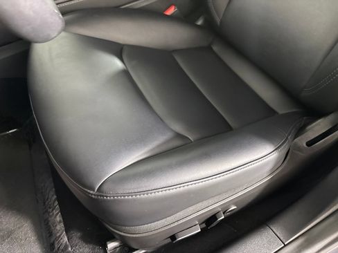 Used 2023 Tesla Model 3 Standard Range RWD image 9
